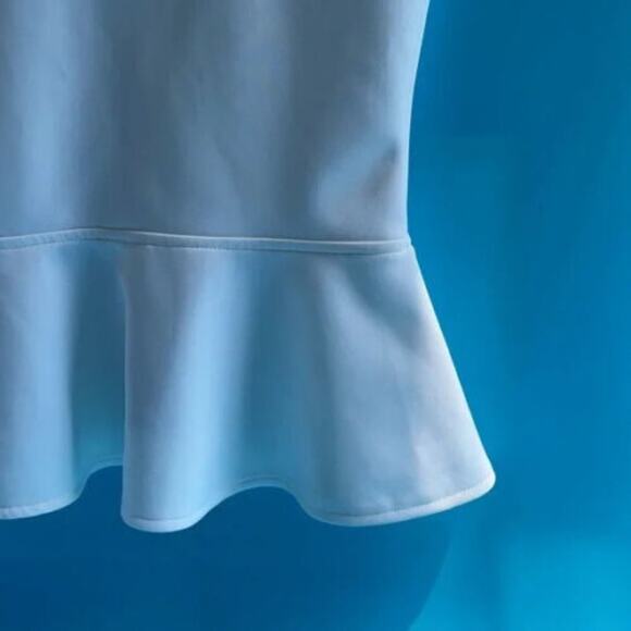 NWOT Boulee Women's White Crew Neck Open Back Peplum Sleeveless Top Size 2 - Picture 4 of 11